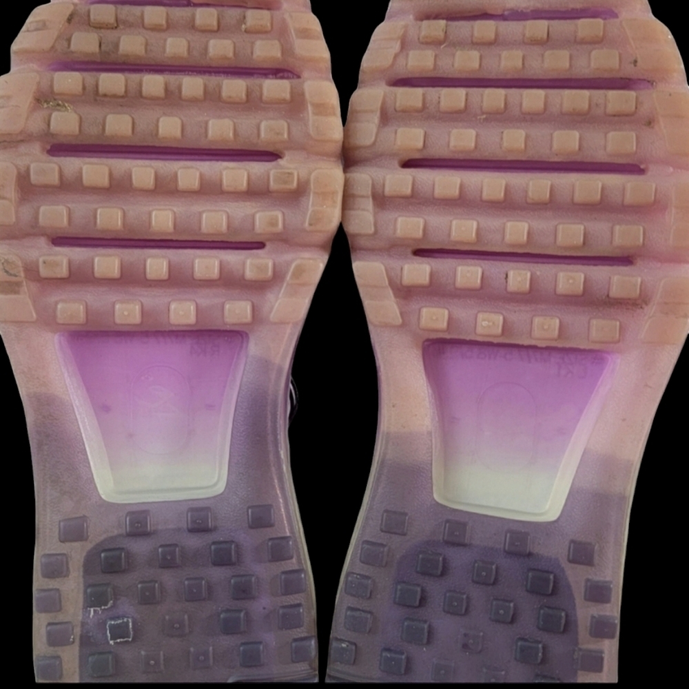 Nike Air Max. Light and dark purple. Woman's size 8 euro 9 705458-500 - Picture 2 of 15